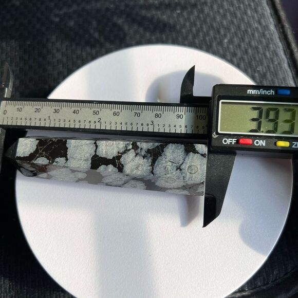 Snowflake Obsidian Crystal Tower‎ (#4) - Picture 6 of 11